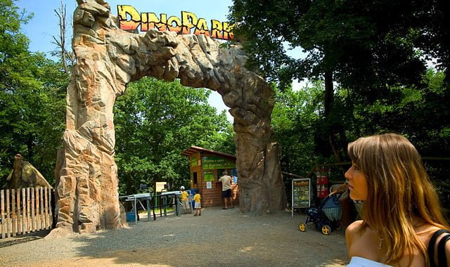 DinoPark Plzen gate