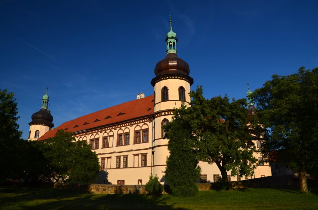 Zámek Kostelec nad Černými lesy