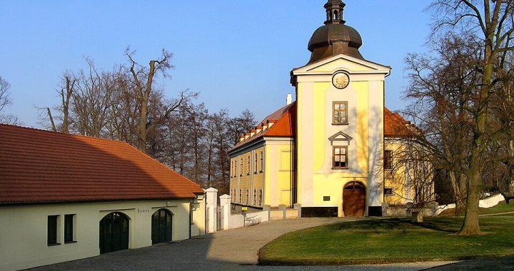 Zámek Ctěnice