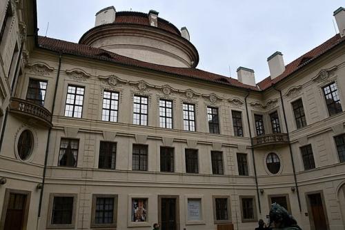 Šternberský palác
