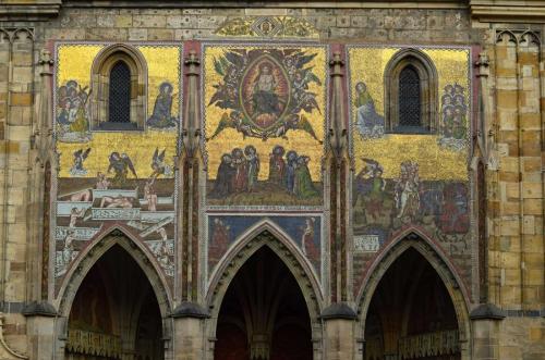 chram-svateho-vita-a-vojtecha-pamatka-praha-06