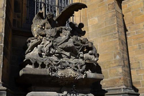chram-svateho-vita-a-vojtecha-pamatka-praha-35