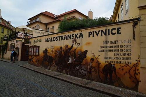 kampa-certovka-vltava-nabrezi-pamatka-praha-10