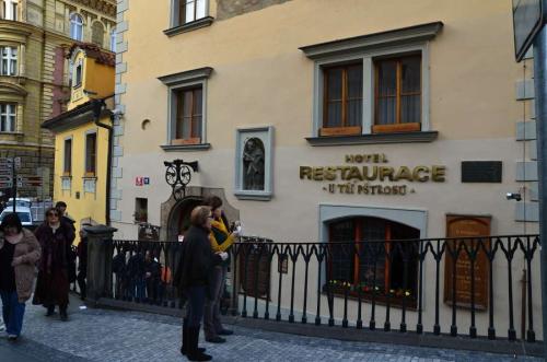 kampa-certovka-vltava-nabrezi-pamatka-praha-16