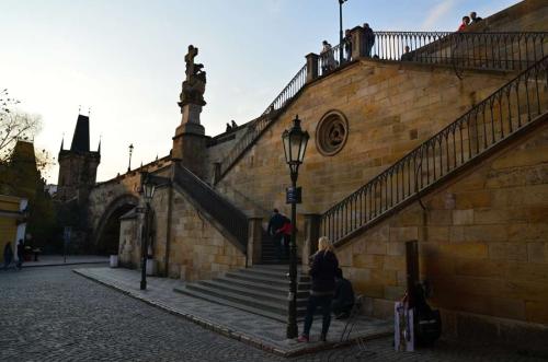 kampa-certovka-vltava-nabrezi-pamatka-praha-23