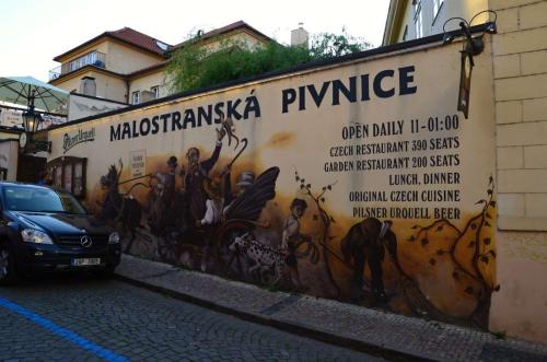 kampa-certovka-vltava-nabrezi-pamatka-praha-43