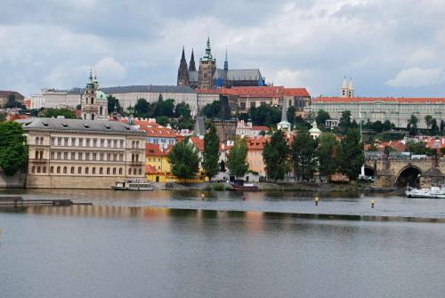 prazsky-hrad-pamatka-v-praze-10