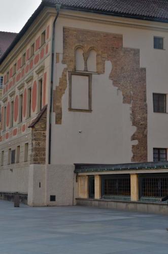 prazsky-hrad-pamatka-v-praze-110