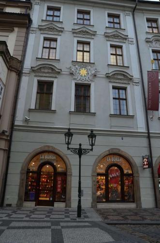 staromestske-namesti-pamatka-v-praze-42