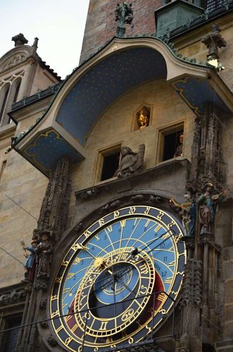 staromestsky-orloj-praha-1-01