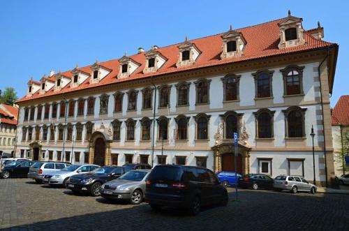 Valdštejnský palác senát